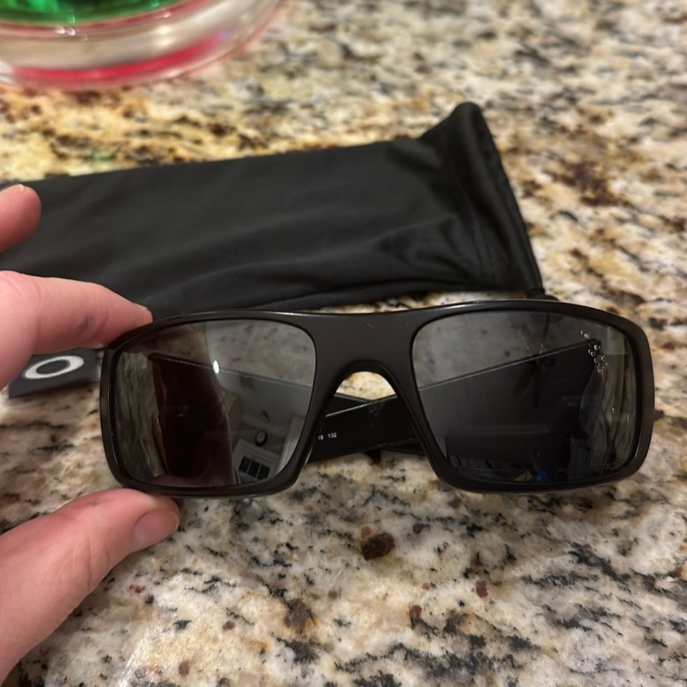 Brand new Oakley Crankshaft Glasses men’s